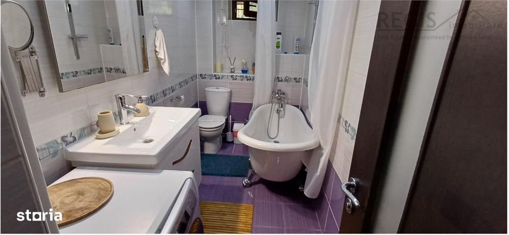 Apartament cochet,2 camere, ,cu gradina,la casa Ultracentral,Dealul Ce