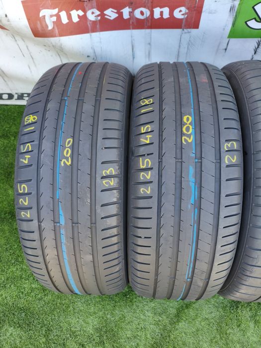 225 45 18 - 255 40 18 Pirelli