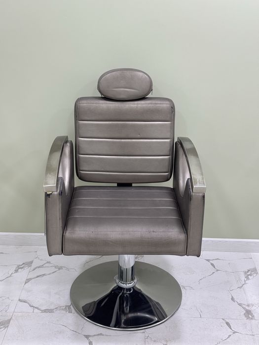 Kreslo barbershop.