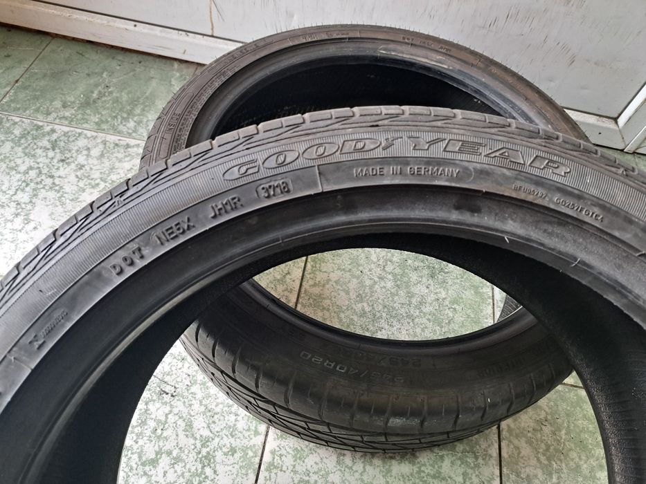 2 anvelope 245/40 R20 Goodyear runflat