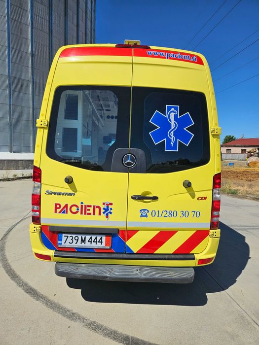 Спринтер 609 V6 2011 г.Амбуланс