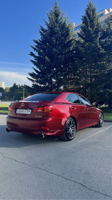 Задний бампер рестайлинг lexus is + губа GFX