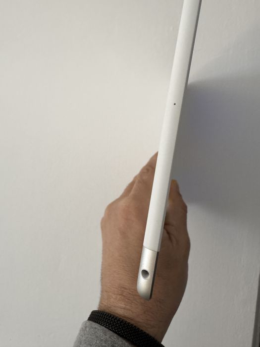 Vand ipad gen 8 /128gb alb