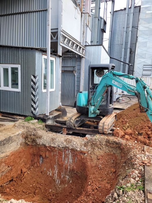 Услуги миниэкскаватора