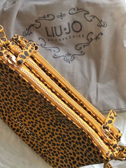 Нова чантичка Liu Jo