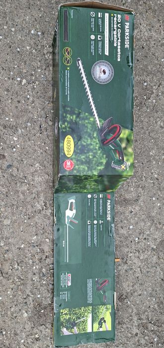 Foarfeca electrica Parkside pentru tuns gard viu