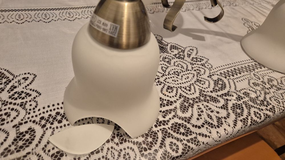 Люстра продается