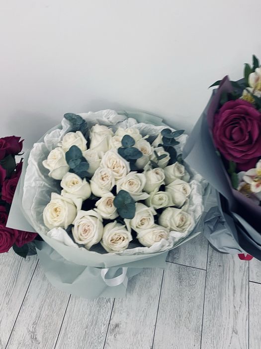 Букет Белых Розы.