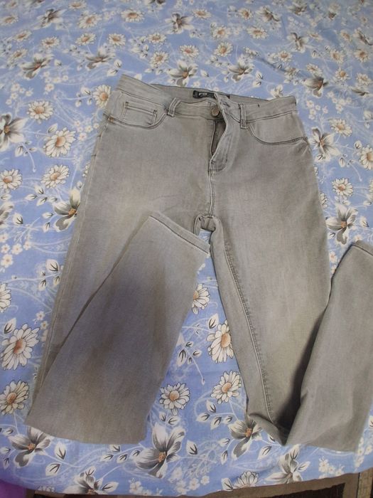 Blugi damă culoare gri