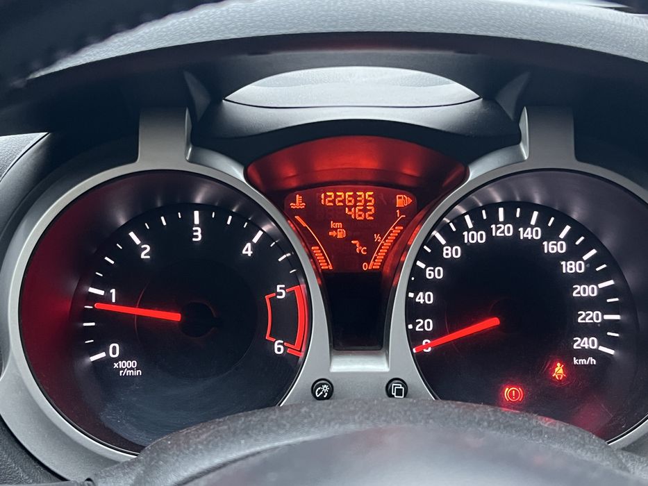 NISSAN JUKE 1.5 DCI navi camera 2013 122.635 km