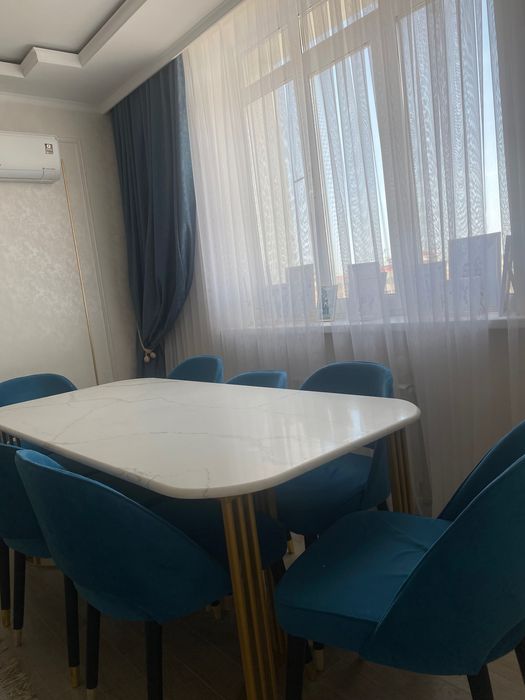 Стол керамогранит и 8 стульев