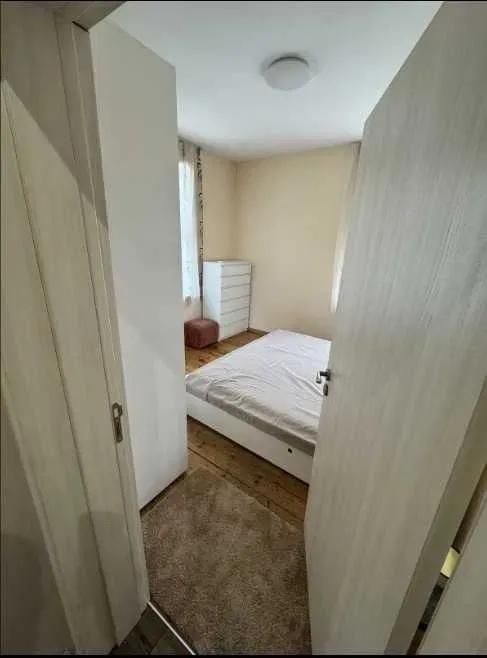 Дава се под наем Двустаен апартамент в Варна, ЖП Гара - 65 кв.м за 558.45 € - Снимка #4