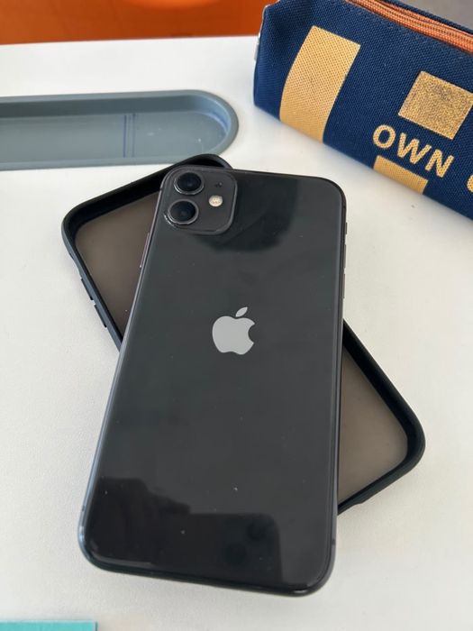 Обменаю IPhone 11 на другой IPhone