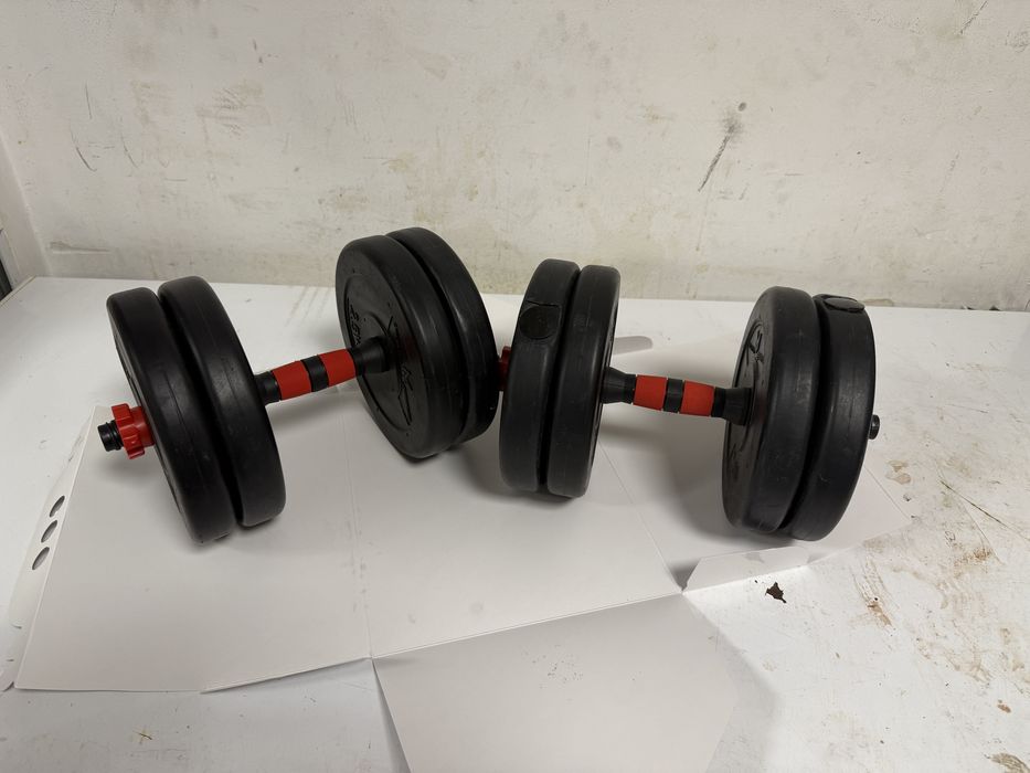 Set gantere reglabile noi 10 kg+10 kg=20 kg.Germany pret promo 150 lei
