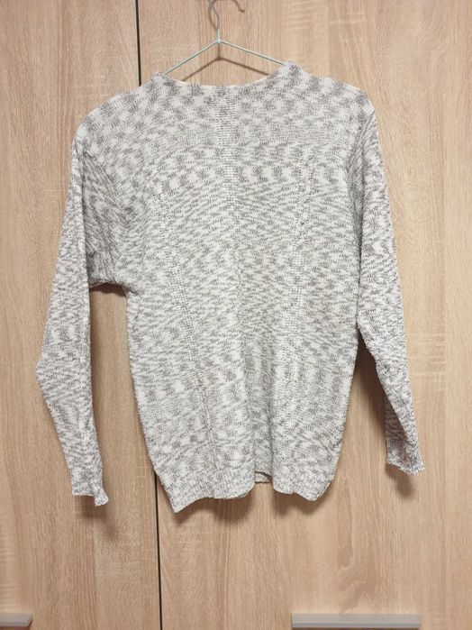 Pulover gri, marimea S