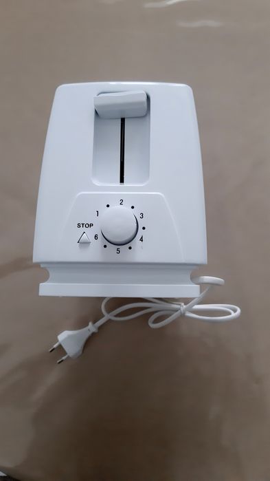 Тостер бытовой кухонный