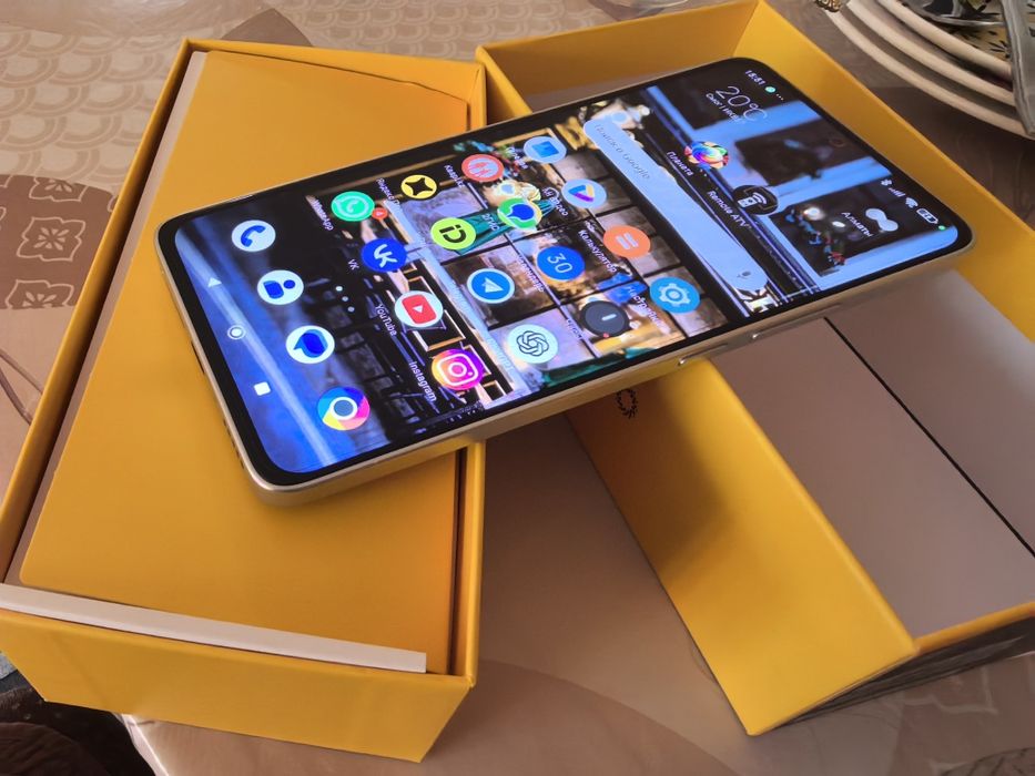 Poco M7 Pro 5G а идеальном состояний