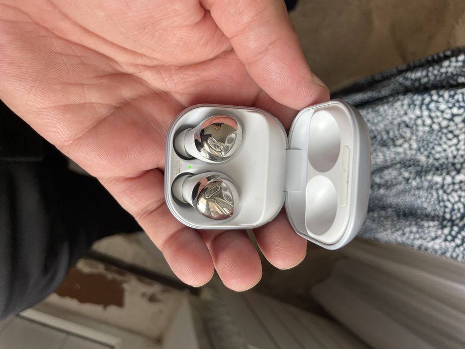 galaxy buds pro идеал