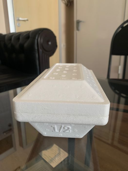 Термоконтейнер для переноски мороженого и других кондитерских изделий