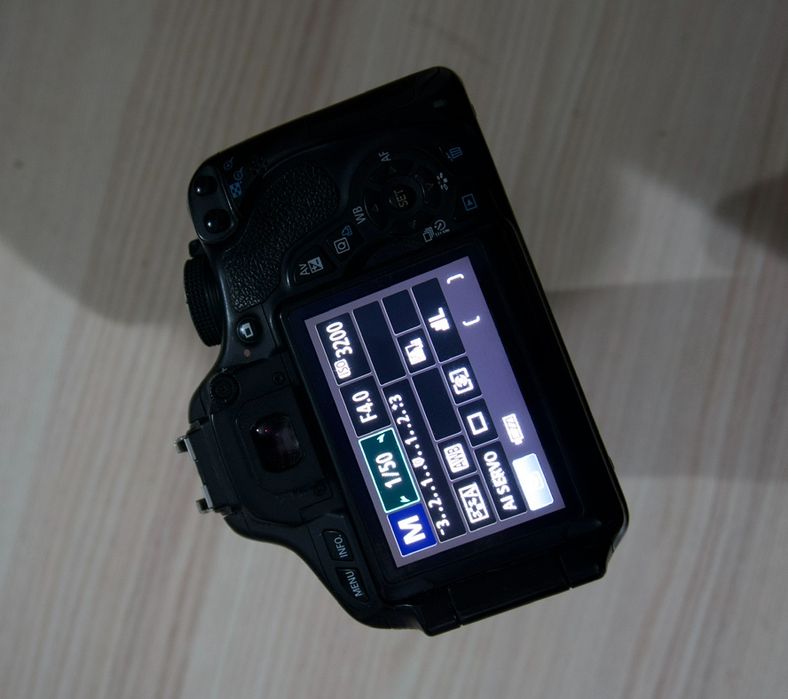 canon 600D KIT + 3 обьектива