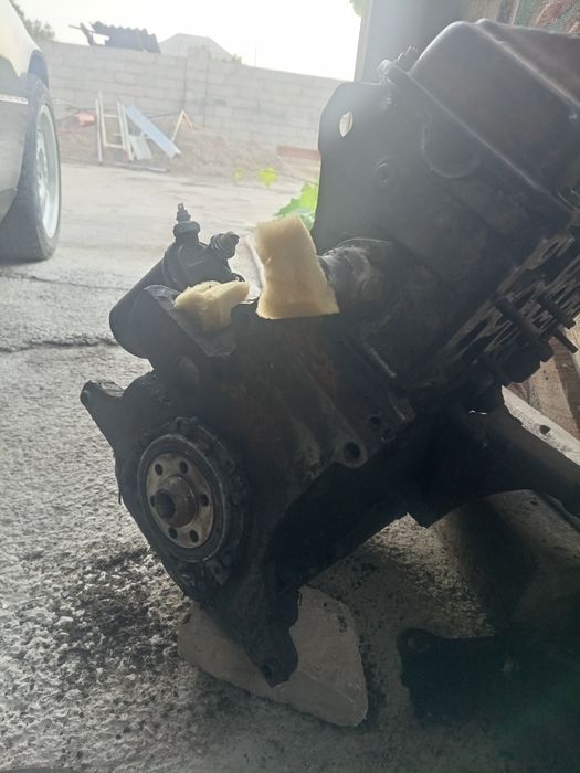 Матор Volkswagen jetta 2,3