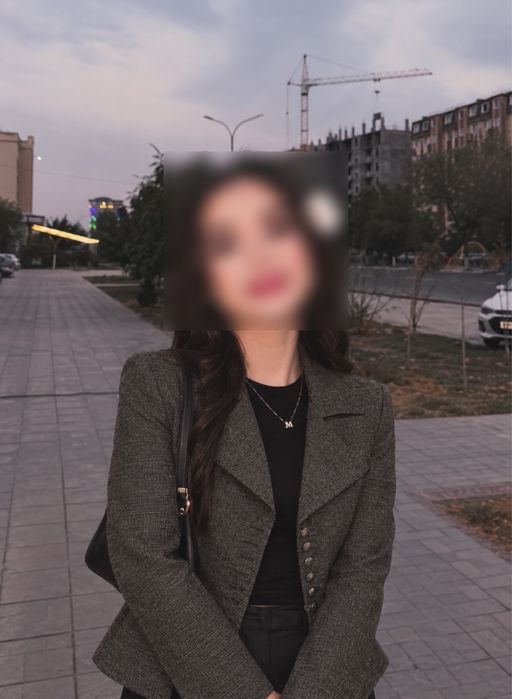 Офисный женский стильный пиджак