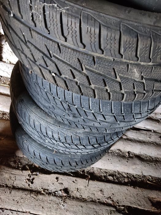 Гуми зимни 195/55/16
