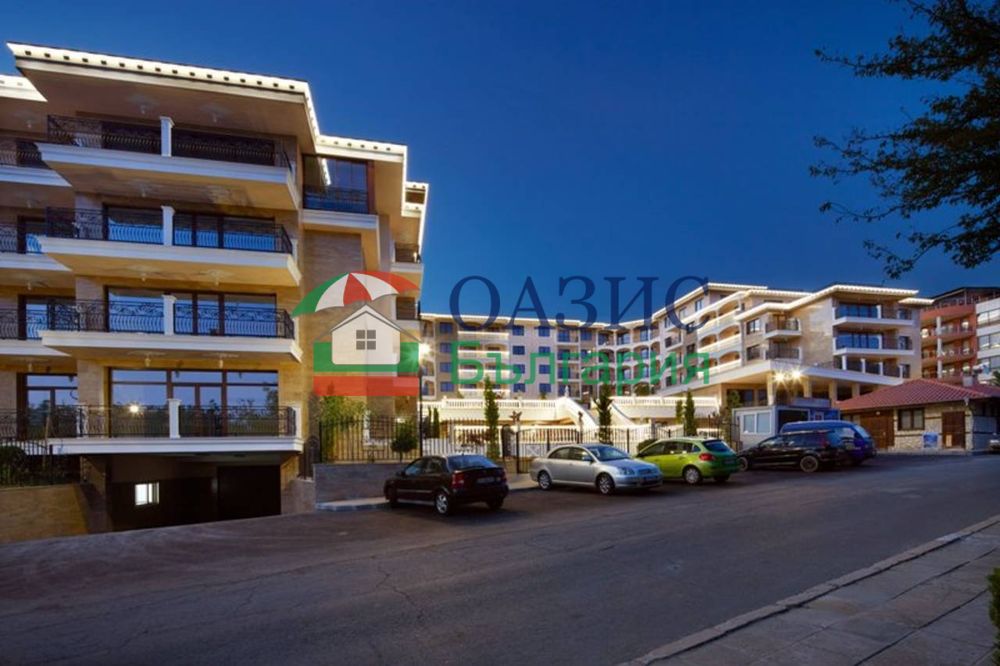 Четиристаен апартамент на първа линия комплекс Valencia Gardens, 325.78 кв.м., Несебър, България, 716 716 евро