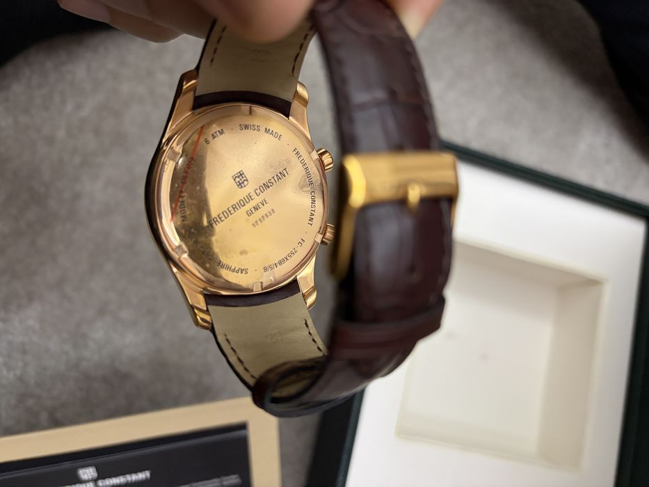 Frederique Constant Classics Index Worldtimer часы подарок
