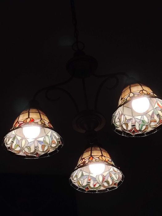 Lampa stil , veioze