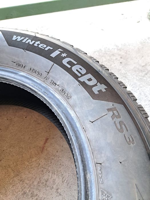 1 anvelopă iarnă 215 65 r16 Hankook
