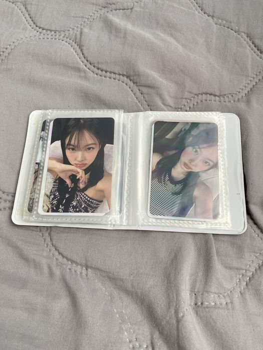 Кпоп карточки в картохранилке