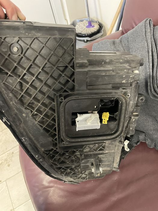 Фар W213 Mutibeamled