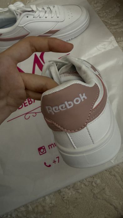Reebok кроссовки