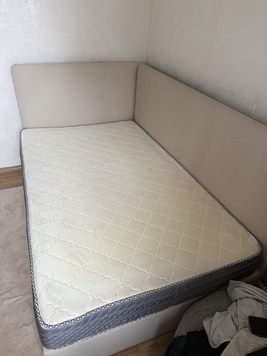 Продам Кровать полуторка
