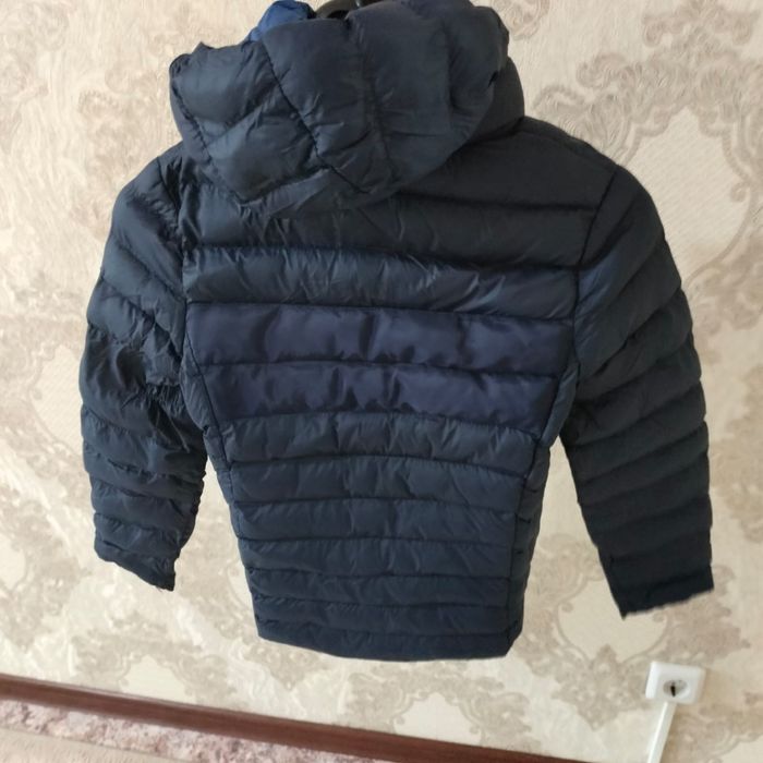 Продам осенью куртку для пацана