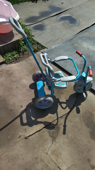 Продам детскую ванночку и мн др