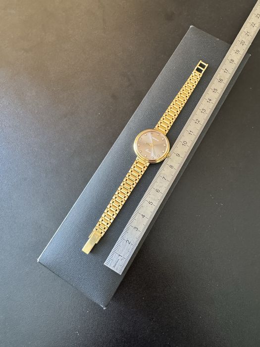 Часы золотые 750