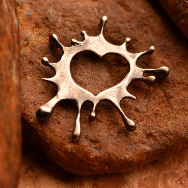 Сребърен медальон 925 „Сърце-пръски" – талисман на творческата енергия