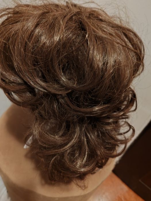 Peruca  Amora par mediu