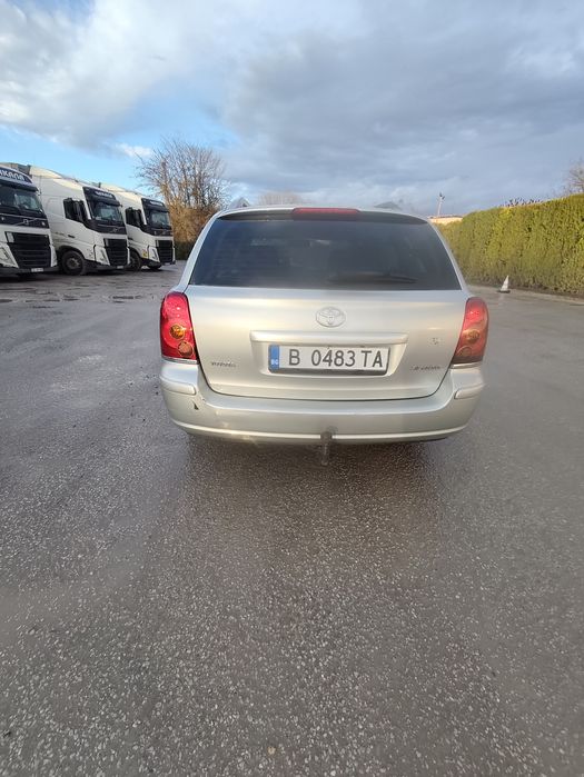 Toyota Avensis T25