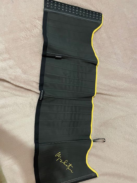 Корсет на Maskateer