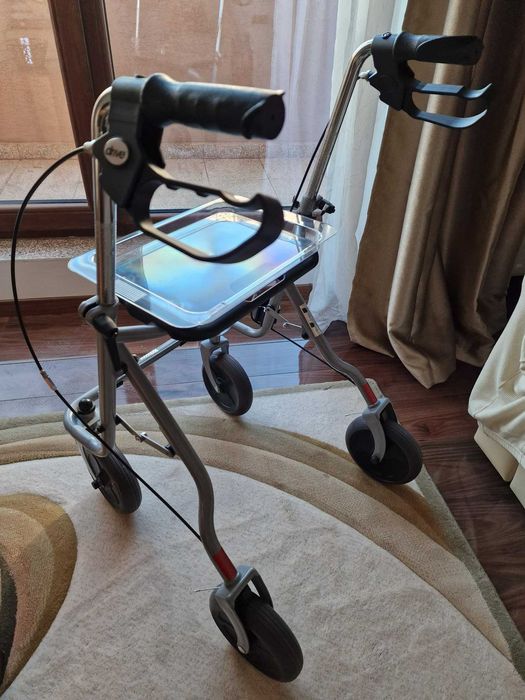 Cadru Rolator de mers pentru seniori DRIVE MEDICAL MIGO 2G