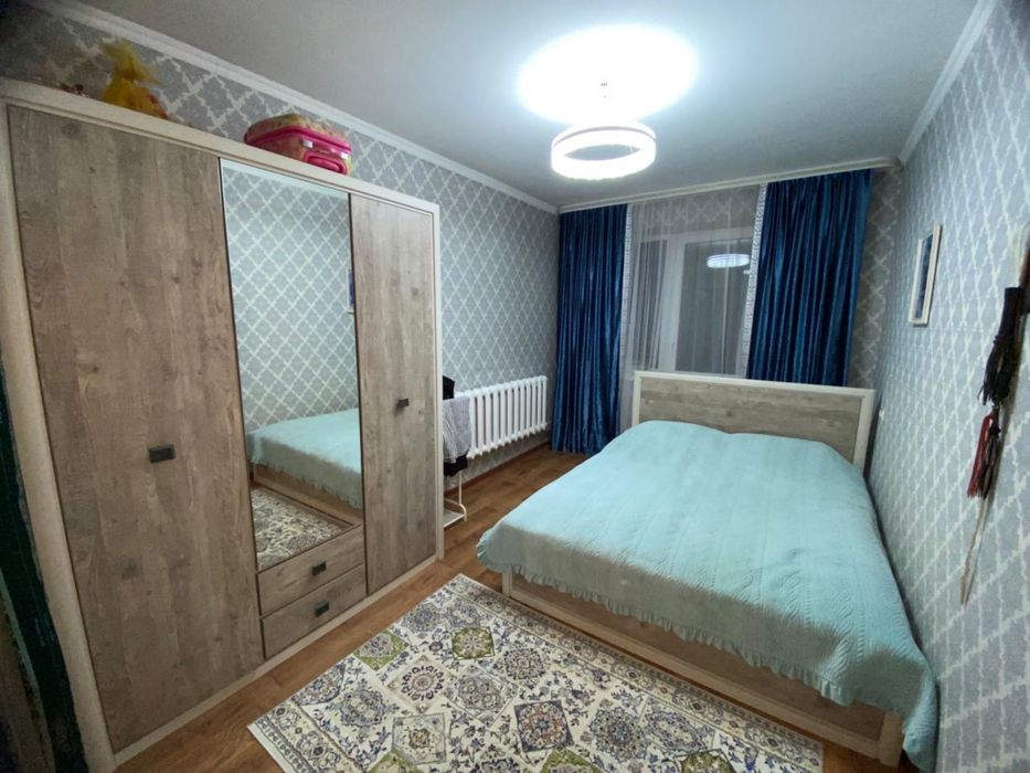 Продам спальный гарнитур