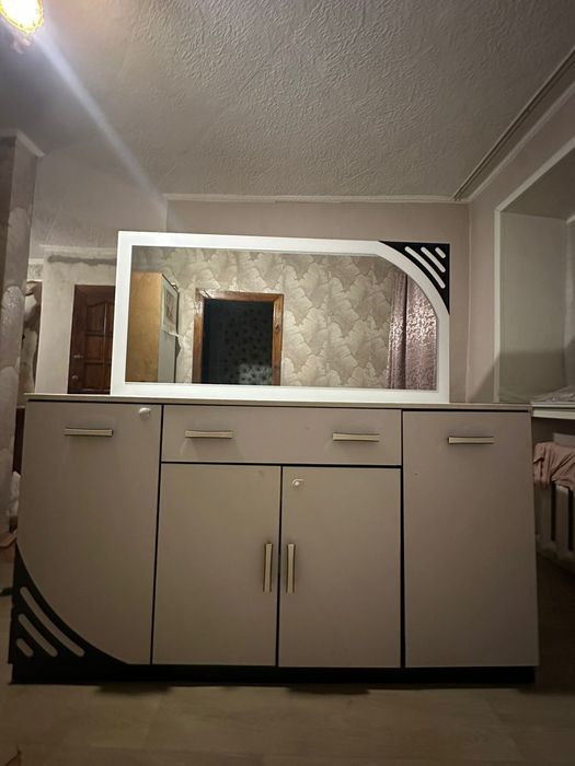 Продам комод,очень вместительный.