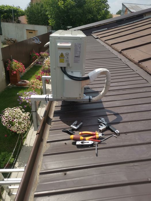Montaj aer conditionat . Oferim garantie