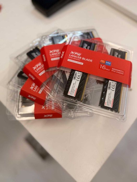 Memorii XPG Lancer Blade 32 GB 5600 MT/S