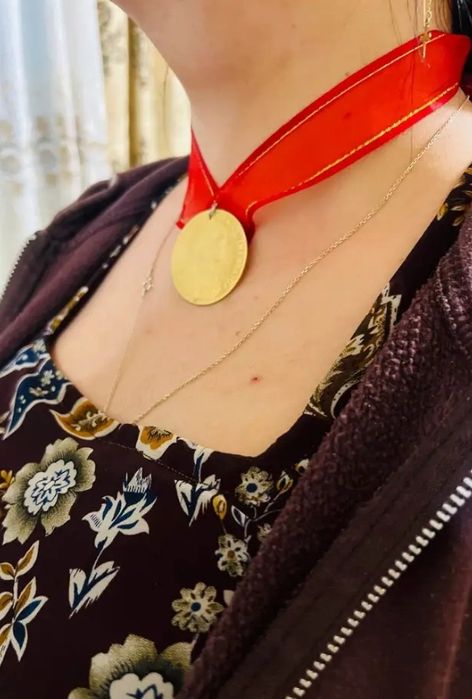 Vând monede placate cu aur de 24k