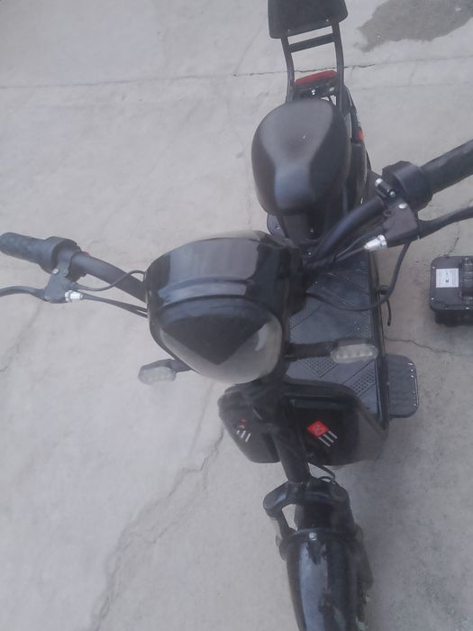 Продам скутер ска 8