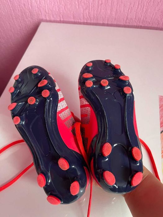 Детски футболни обувки